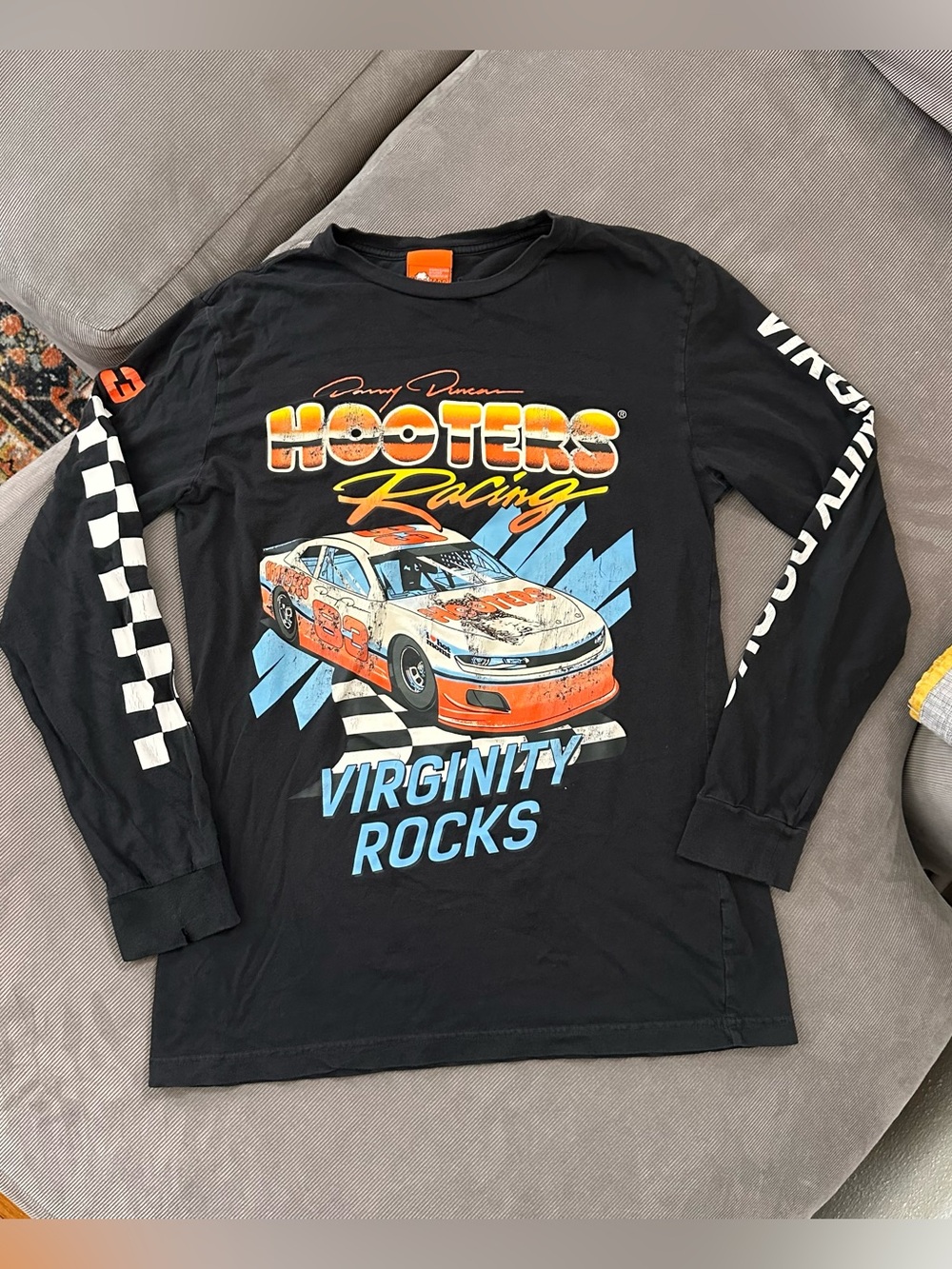 Hooter's Racing #83 Danny Duncan Virginity Rocks Long Sleeve Medium Distressed